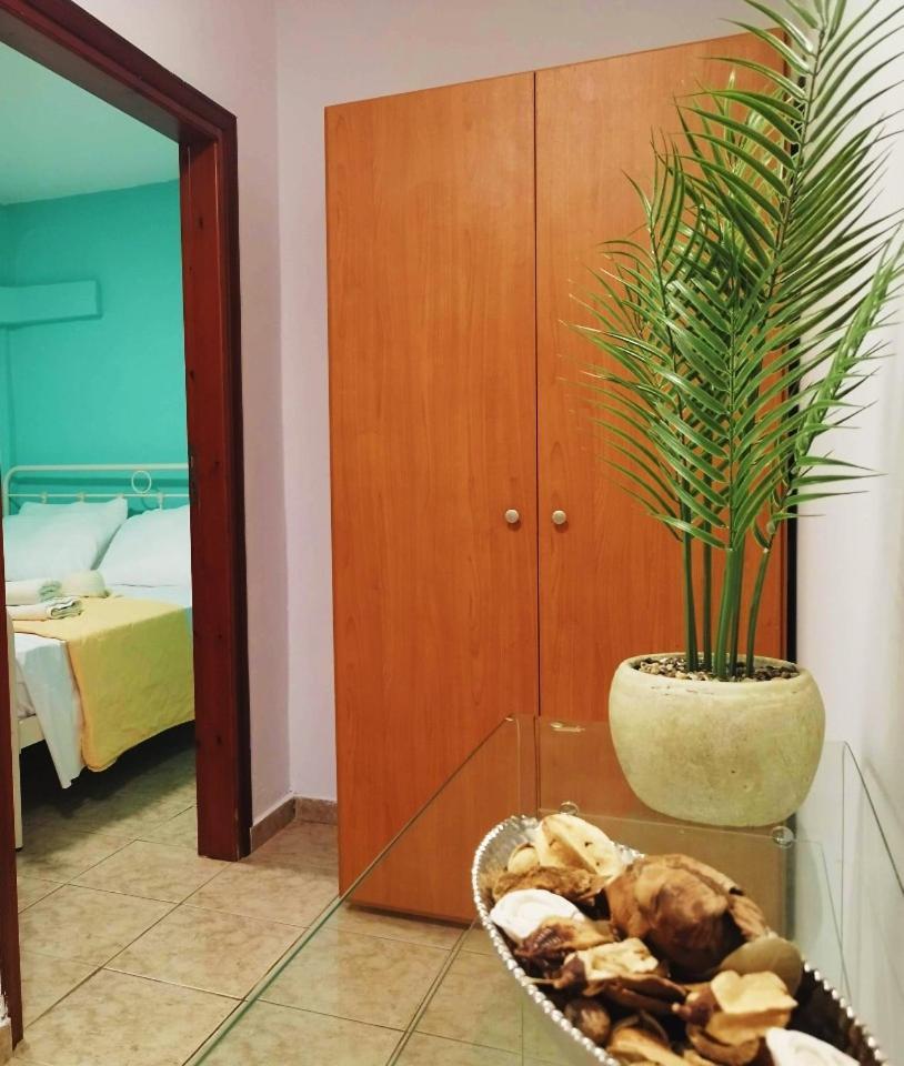 Sleepili Appartement Vrísai Buitenkant foto
