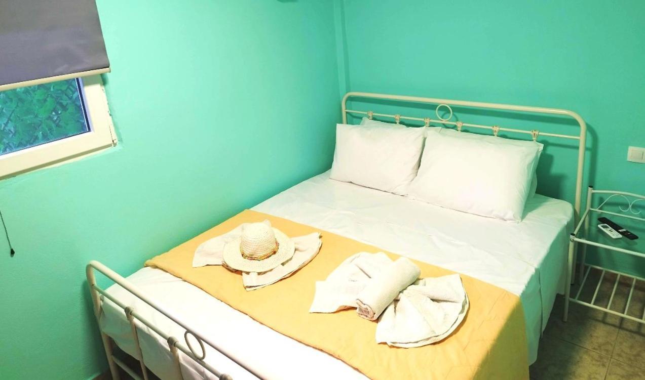 Sleepili Appartement Vrísai Buitenkant foto